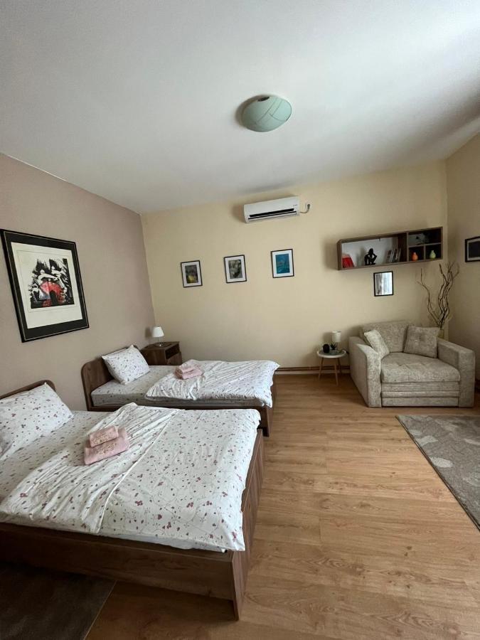 Guest House A'Storia Ruma Dış mekan fotoğraf