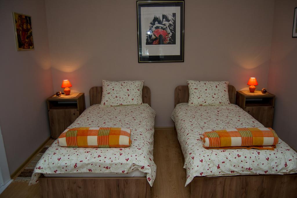 Guest House A'Storia Ruma Dış mekan fotoğraf